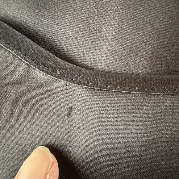 Victoria’s Secret One Size Black Silky Robe Flowy Silky Tie Top Coverup Love - Picture 8 of 13